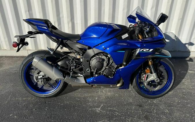 2026 Yamaha YZF-R1 R1 CA