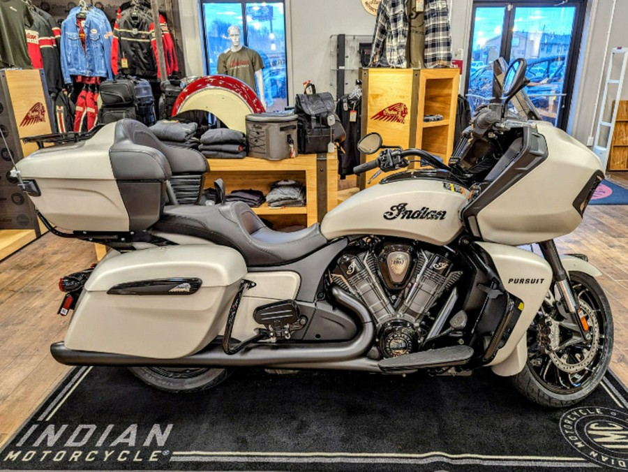 2023 Indian Motorcycle® Pursuit Dark Horse Silver Quartz Smoke