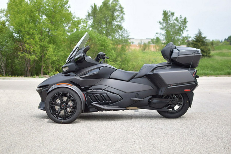 2023 Can-Am Spyder RT Limited Dark Wheels