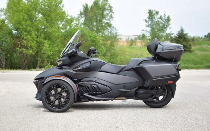 2023 Can-Am Spyder RT Limited Dark Wheels