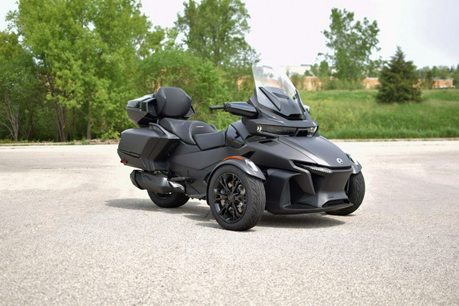 2023 Can-Am Spyder RT Limited Dark Wheels