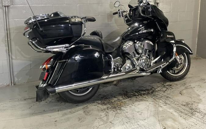 2021 Indian Motorcycle® Roadmaster® Thunder Black Pearl