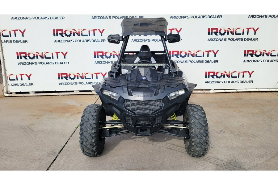 2017 Polaris Polaris® ACE® 900 XC Matte Silver Pearl