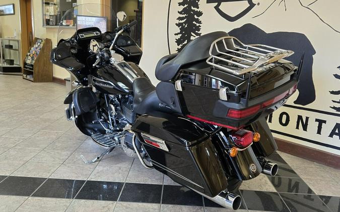 2011 Harley-Davidson® Road Glide® Ultra Vivid Black