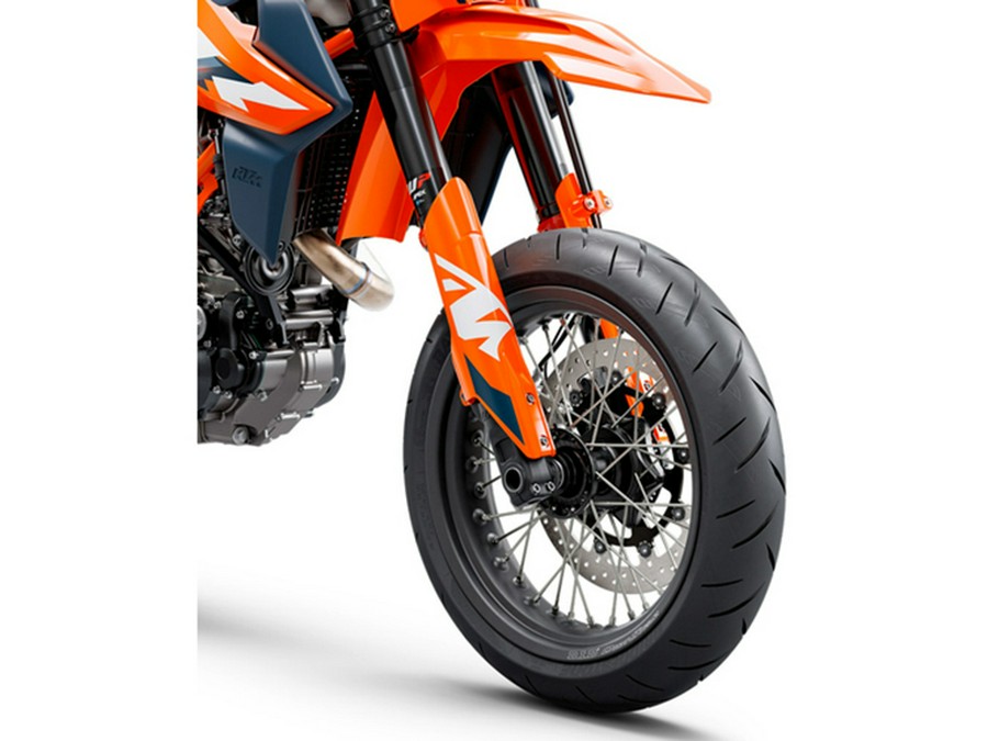 2024 KTM 690 SMC R