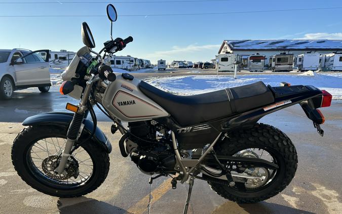 2025 Yamaha TW200