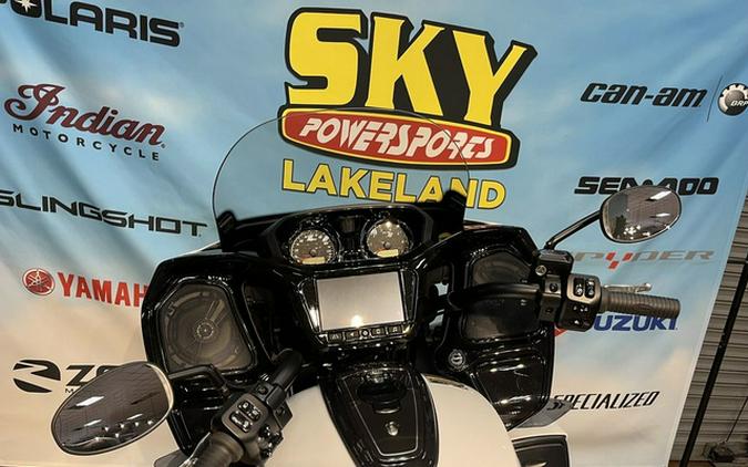 2025 Indian Pursuit Dark Horse 112 W/Powerband Audio Ghost W