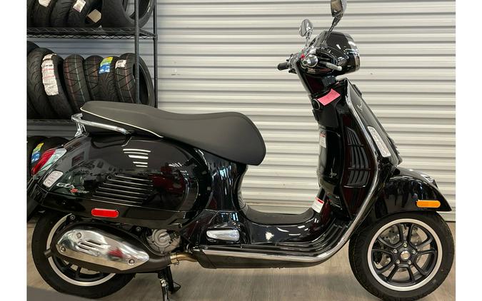 2025 Vespa GTS 310 Super