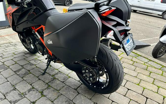 2020 KTM 1290 SUPER DUKE GT