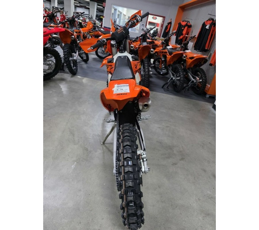2026 KTM XC 300