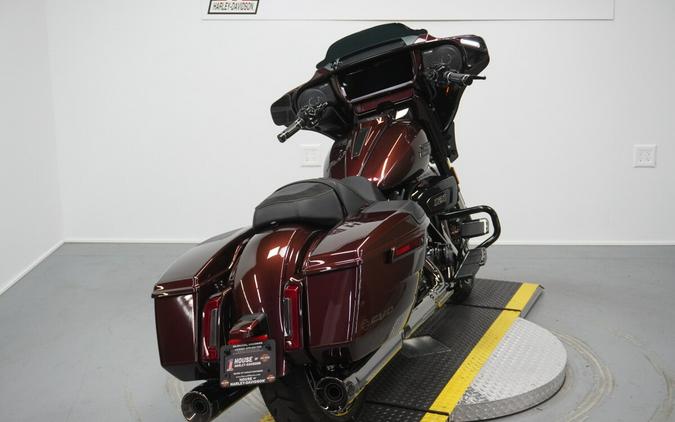 2024 Harley-Davidson® CVO™ Street Glide® Copperhead