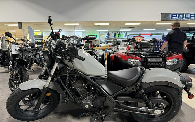 2026 Honda Rebel 300 E-Clutch