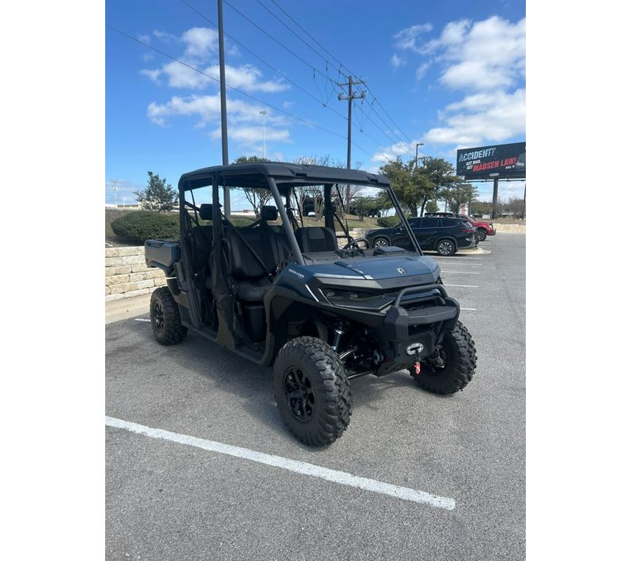 2026 Can-Am Defender MAX XT HD11