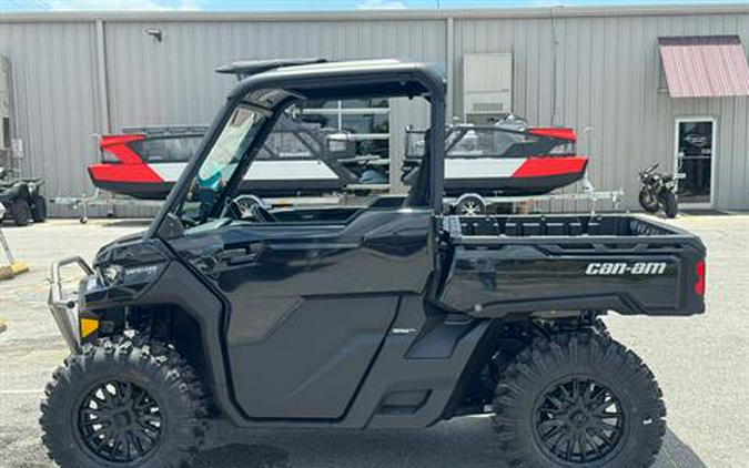 2023 Can-Am Defender XT HD9