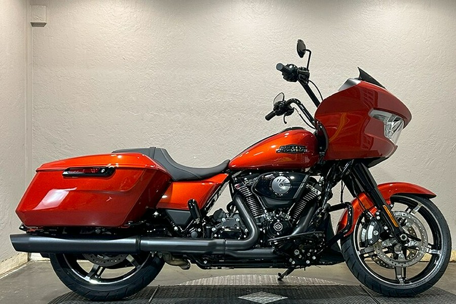 Harley-Davidson Road Glide® 2024 FLTRX 84433479 WHISKEY FIRE