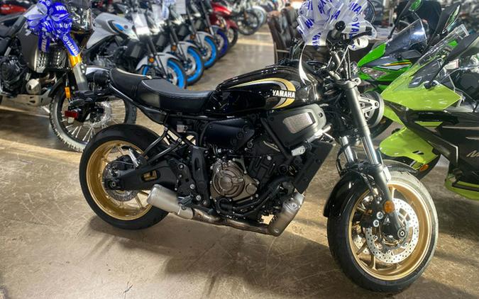 2025 Yamaha XSR 700
