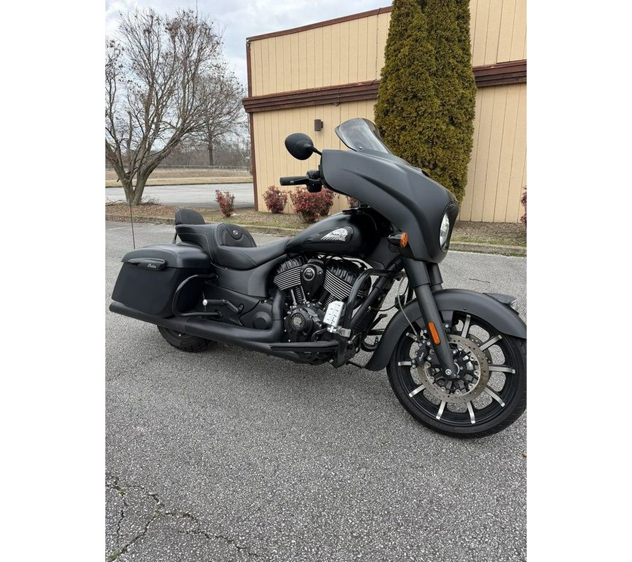2021 Indian Motorcycle® Chieftain® Dark Horse® Thunder Black Smoke