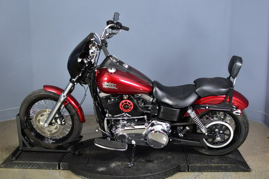 2016 Harley-Davidson Street Bob Velocity Red Sunglo