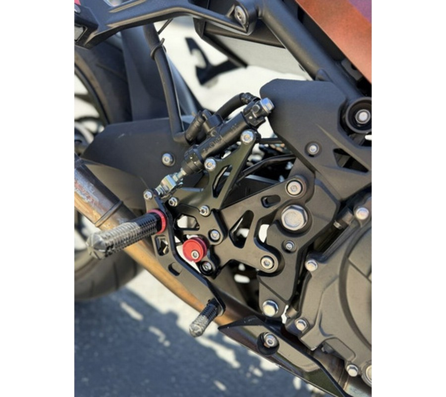 2023 Kawasaki Ninja 400 KRT Edition