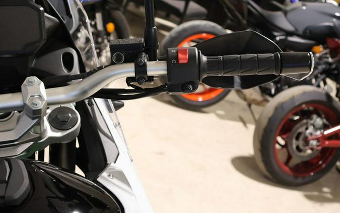 2026 Kawasaki KLE500 SE ABS