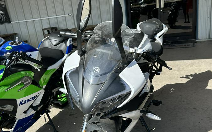 2025 CFMOTO 300SS