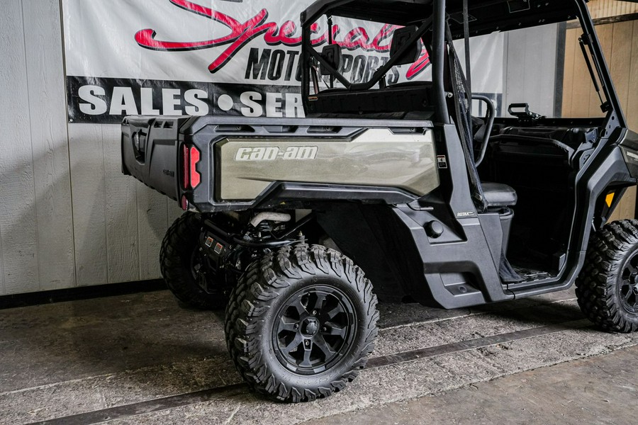 2020 Can-Am Defender XT HD10