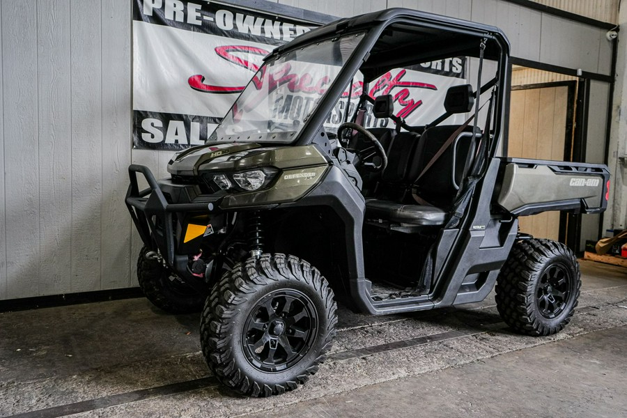 2020 Can-Am Defender XT HD10