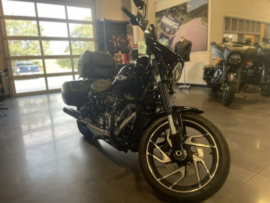 2019 Harley-Davidson® FLSB - Softail® Sport Glide®