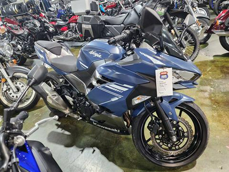 2022 Kawasaki Ninja 400