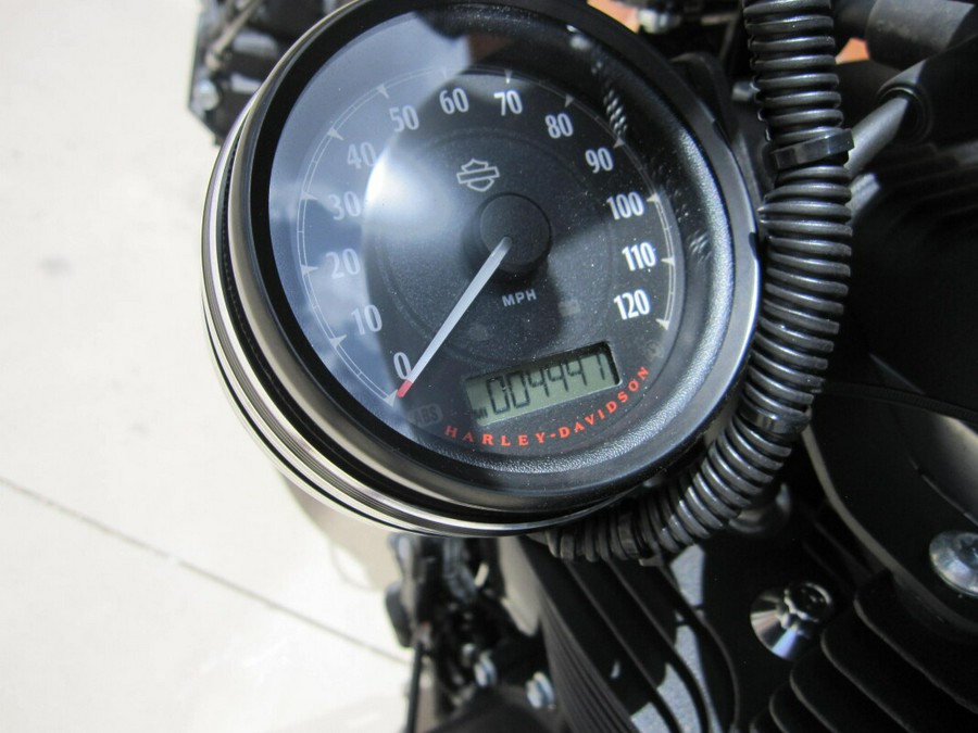XL 883N 2020 Iron 883