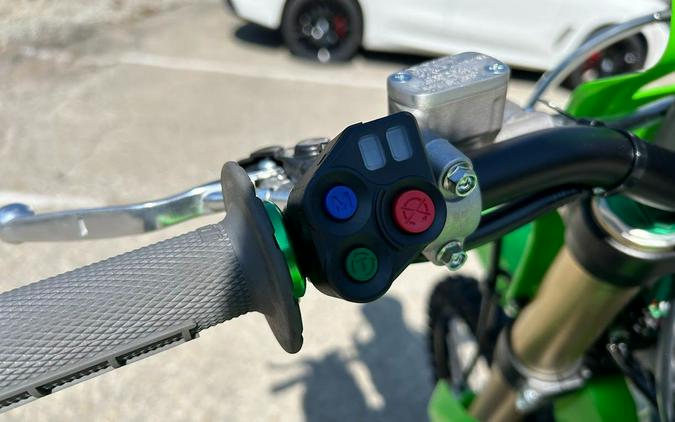 2025 Kawasaki KX 450