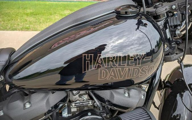 2025 Harley-Davidson® FLHTCUTG - Tri Glide® Ultra