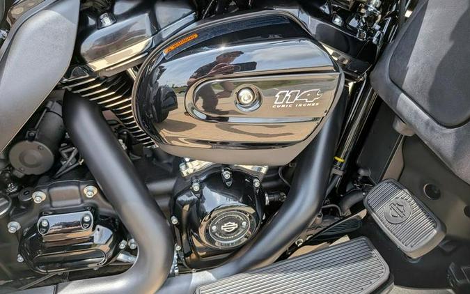 2025 Harley-Davidson® FLHTCUTG - Tri Glide® Ultra