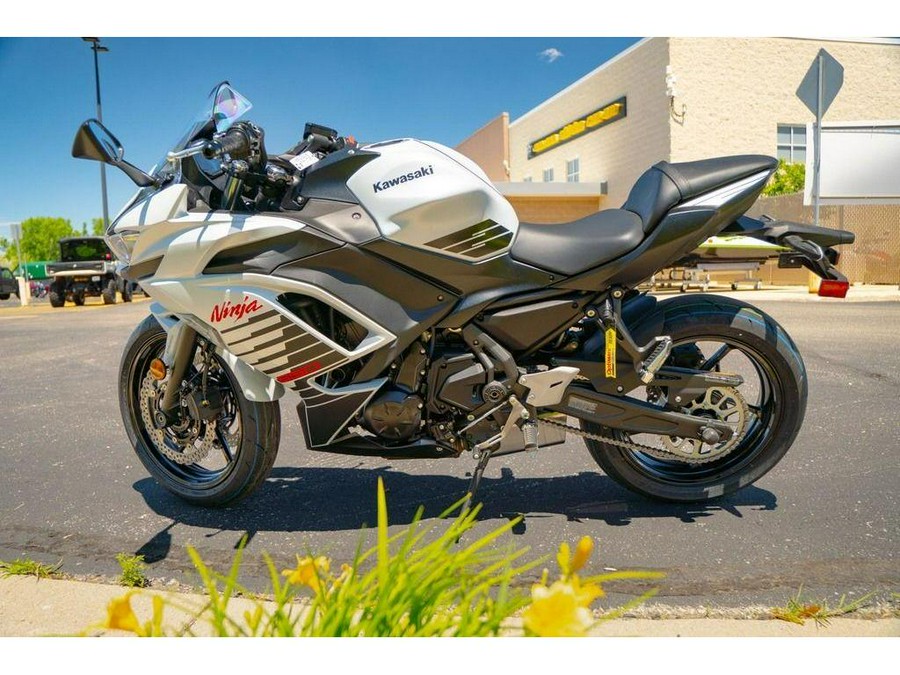 2026 Kawasaki Ninja® 650 ABS