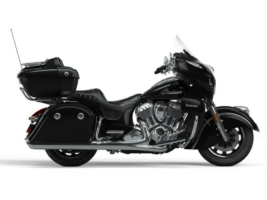 2022 Indian Motorcycle® Roadmaster® Black Metallic