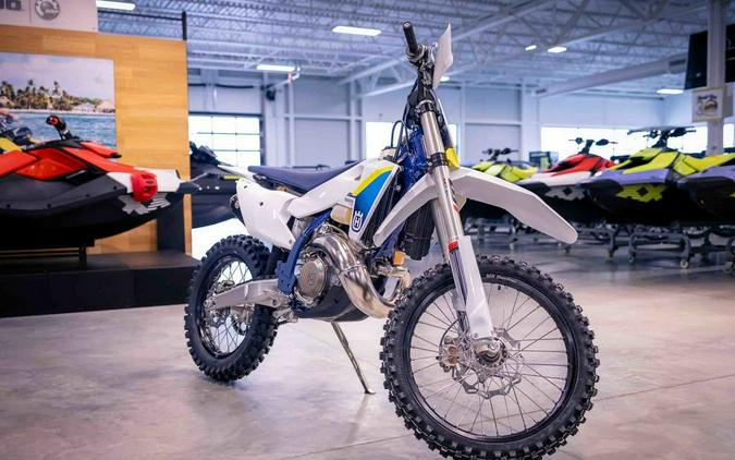 2025 Husqvarna® TX 300