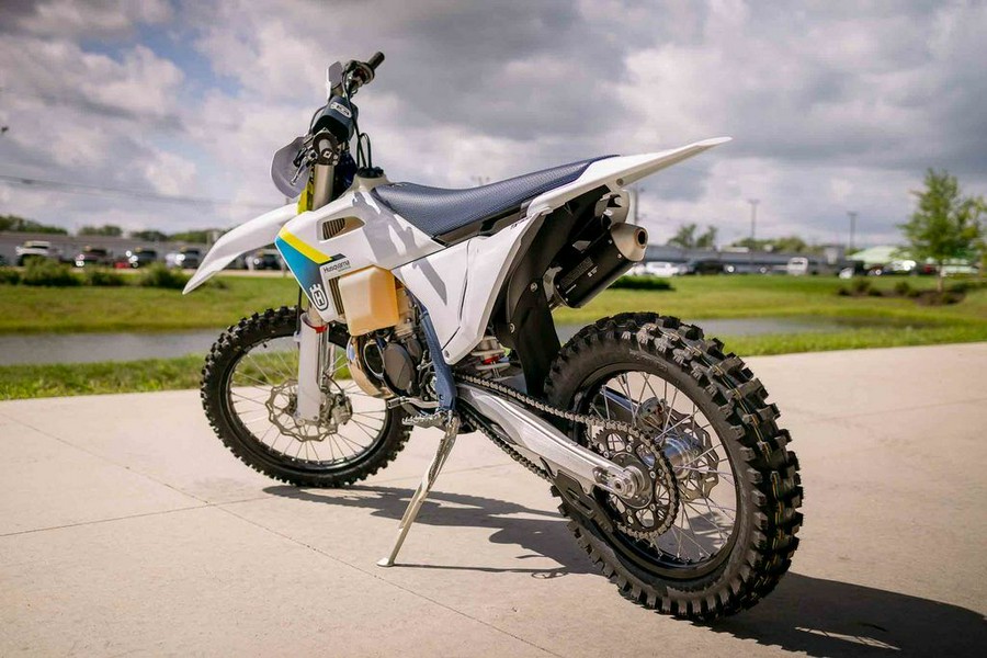 2025 Husqvarna® TX 300