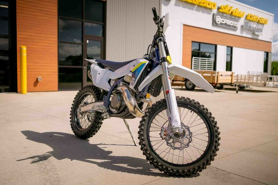 2025 Husqvarna® TX 300