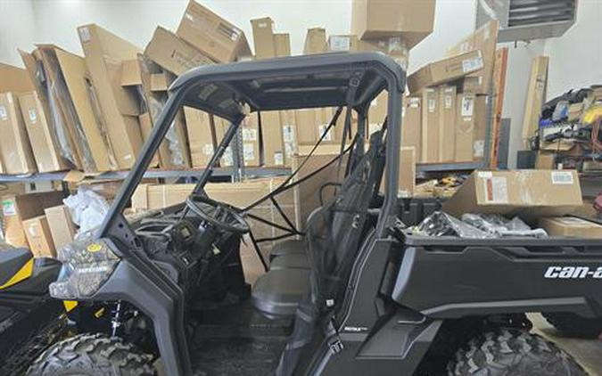 2023 Can-Am Defender DPS HD9