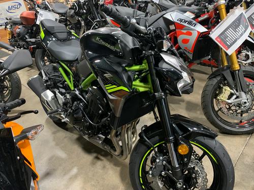 2020 Kawasaki Z900 ABS Review (15 Fast Facts)