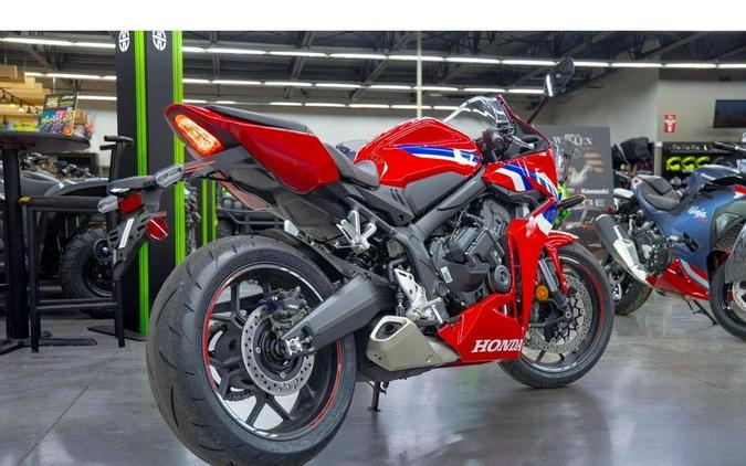 2026 Honda CBR650R E-Clutch