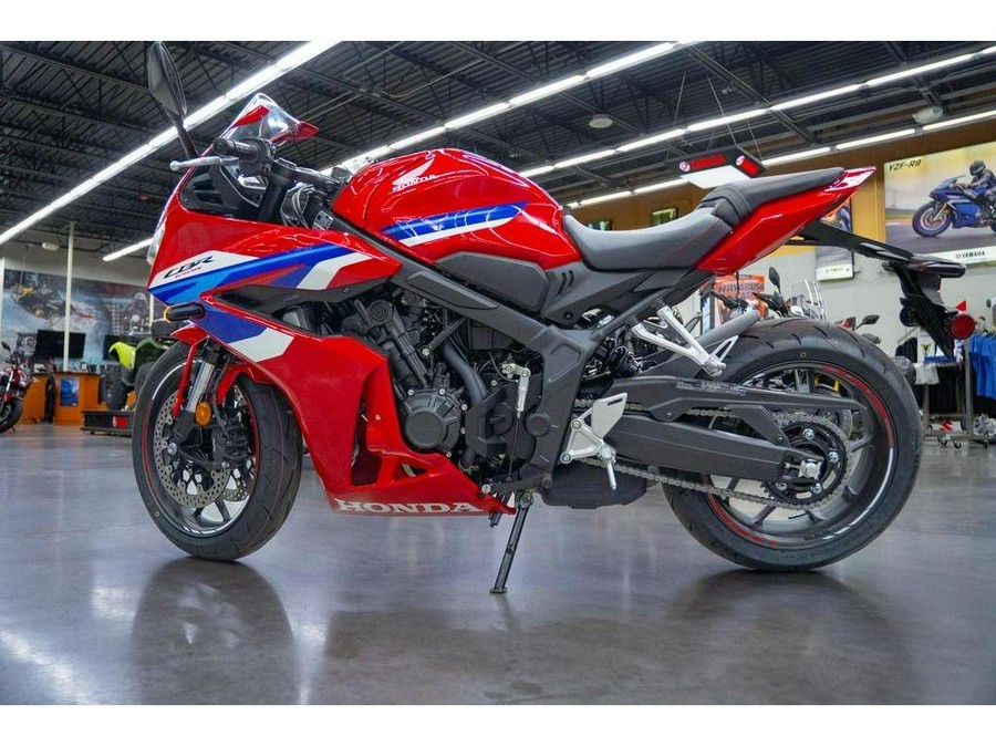 2026 Honda CBR650R E-Clutch