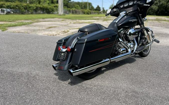 2015 Harley-Davidson® FLHXS - Street Glide® Special