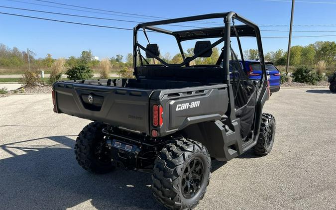 2024 Can-Am Defender DPS HD9 Fiery Red