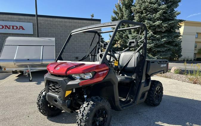 2024 Can-Am Defender DPS HD9 Fiery Red