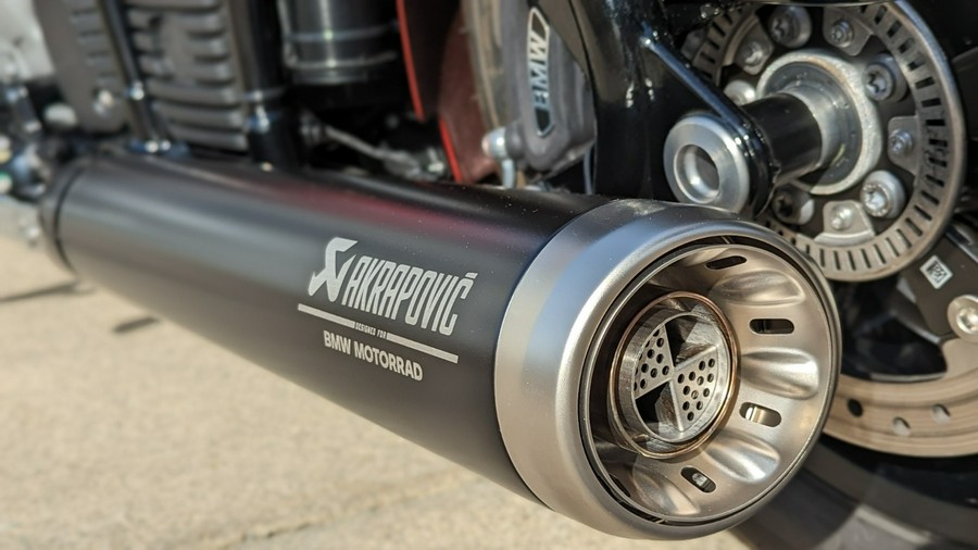 2022 BMW R18 CUSTOM BOBBER