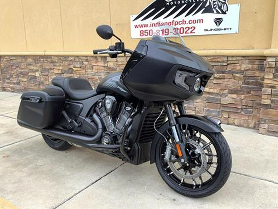 2024 Indian Motorcycle Challenger® Dark Horse® with PowerBand Audio Package