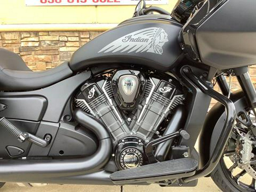 2024 Indian Motorcycle Challenger® Dark Horse® with PowerBand Audio Package