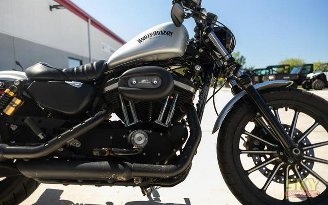 2015 Harley-Davidson® XL883N - Sportster® Iron 883™