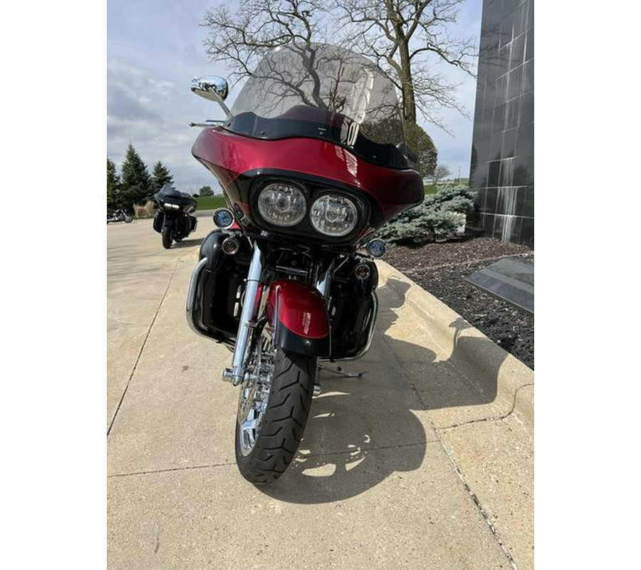 2011 Harley-Davidson® FLTRUSE - CVO™ Road Glide® Ultra